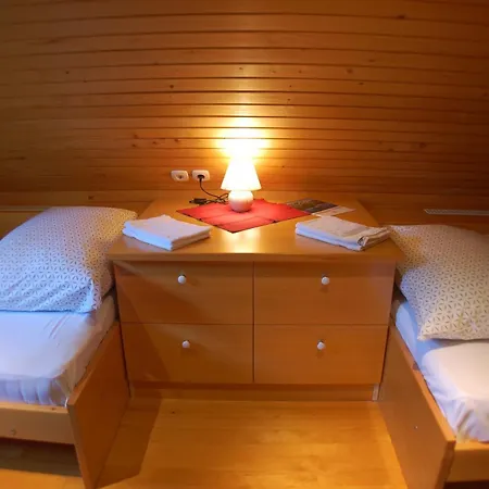 Kupljenik 12 A, Bled *