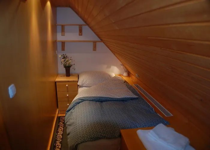 Kupljenik 12 A, Bled Σαλέ *